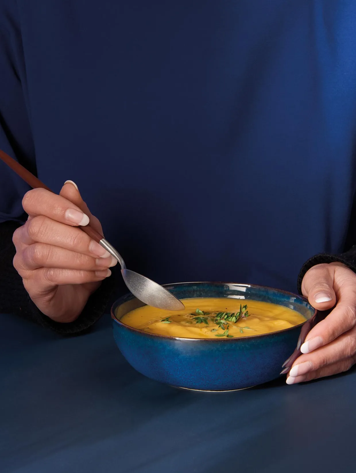 schale, midnight blue