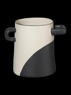 vase, schwarz getunkt