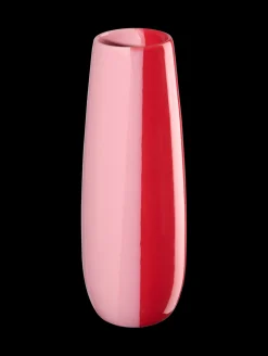 vase, strawberry smoothie